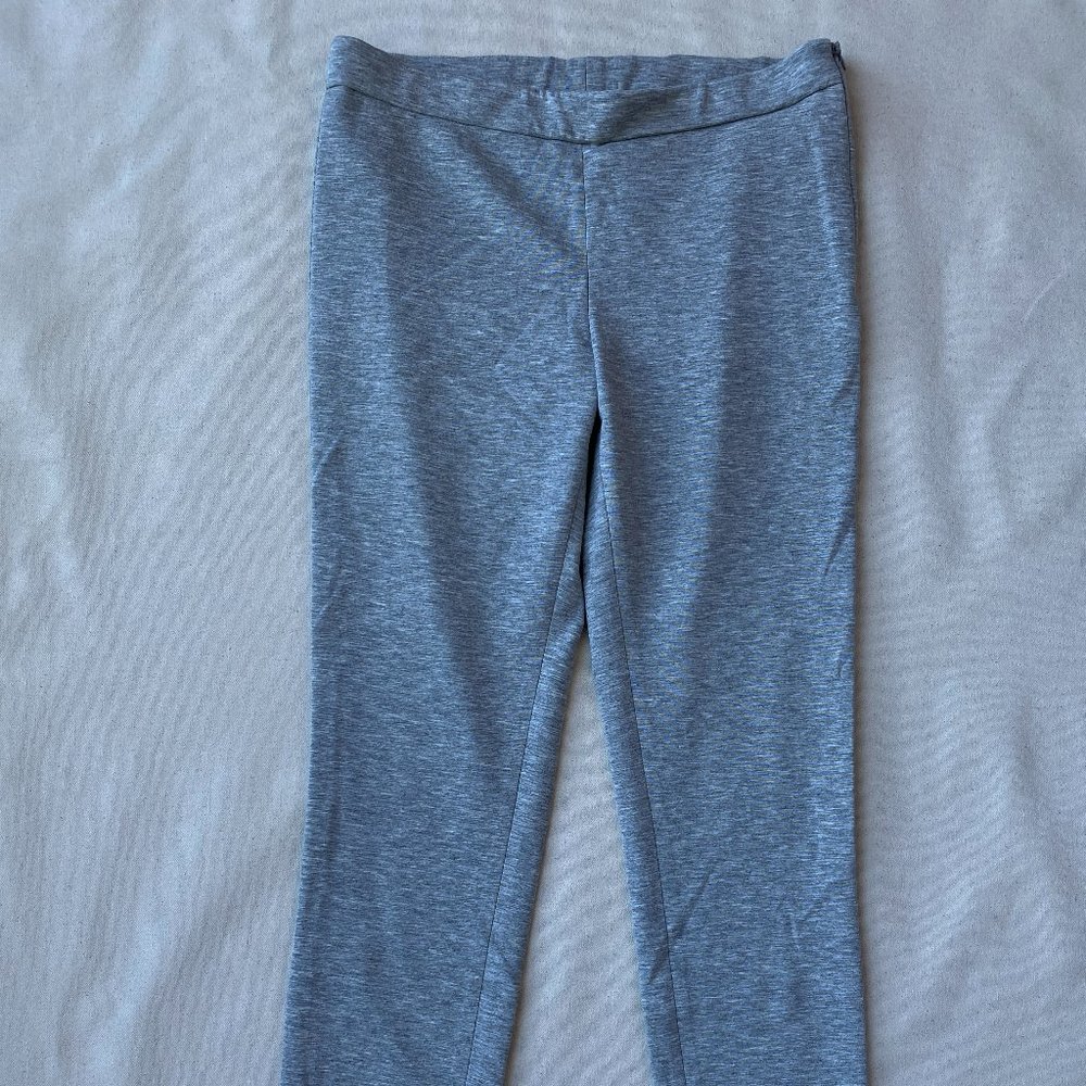 Akris Gray Heathered Athleisure Legging Style Pants, Side Zipper, Size 6.